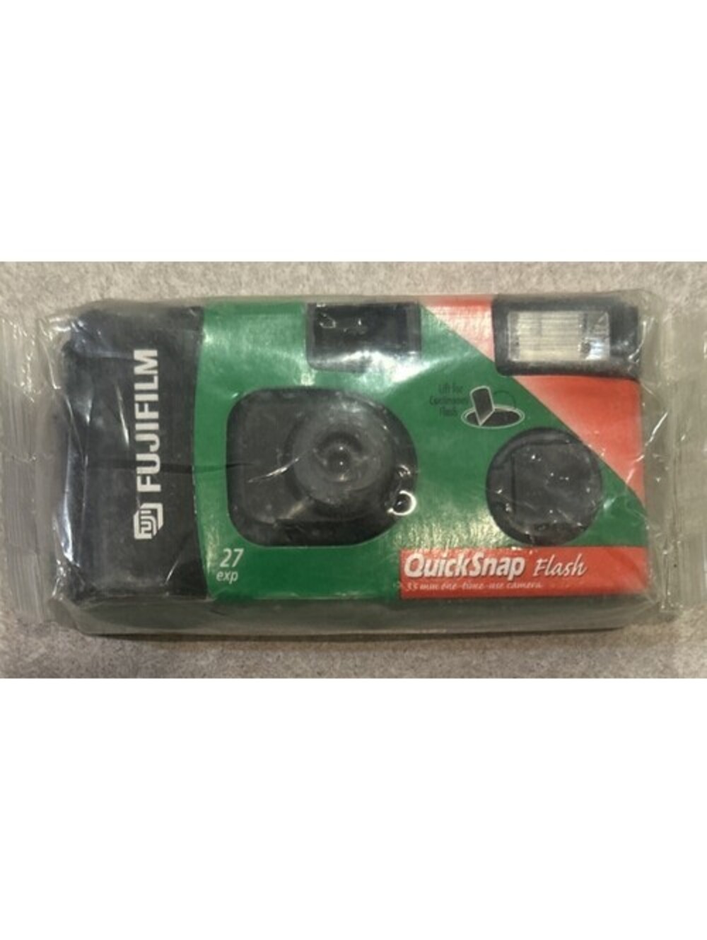 NEW Fujifilm 35mm Flash Camera 27 Exposures Exp. 2012